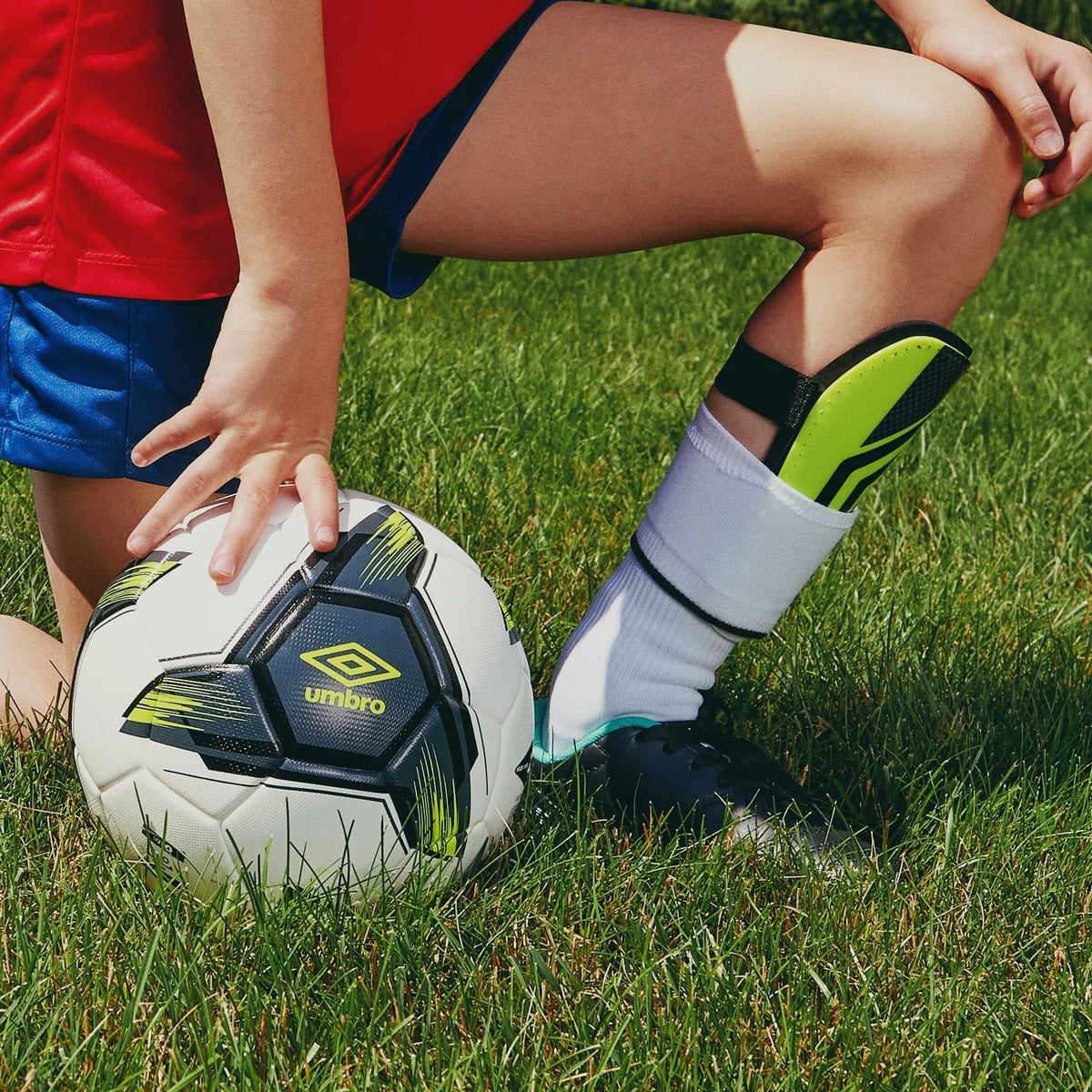 Size 5 Soccer Ball E637876