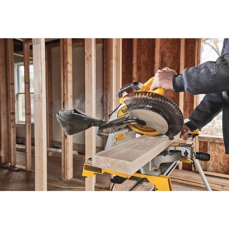 10 in. 15 Amp Single Bevel Compound Miter Saw P273