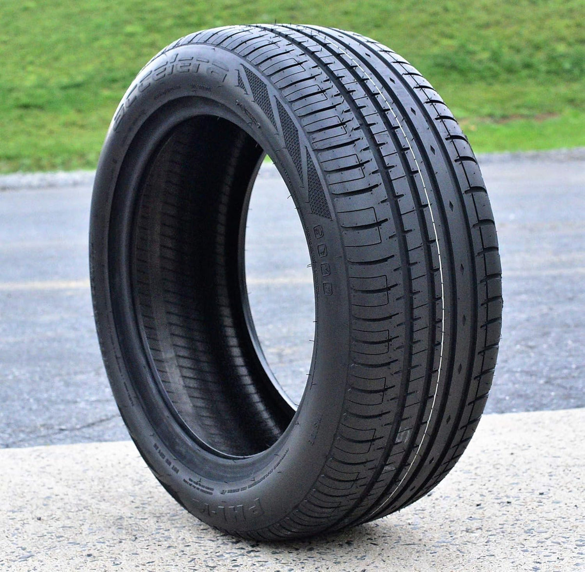 235/45R19 All-Season High Performance Radial Tire F370909