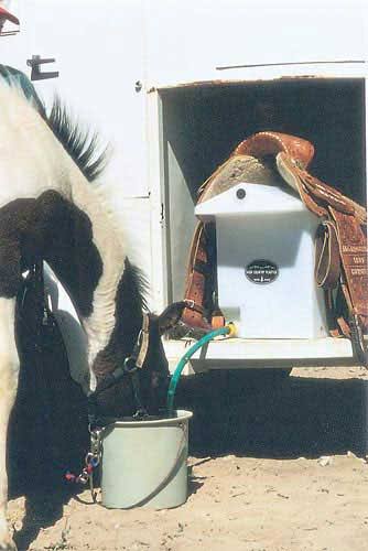 30 Gallon Dry Camp Water Caddy & Saddle Rack L138