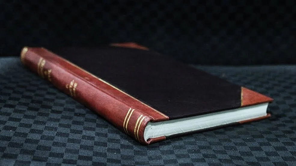 Leatherbound Yacht Register Volume 1903 S570230