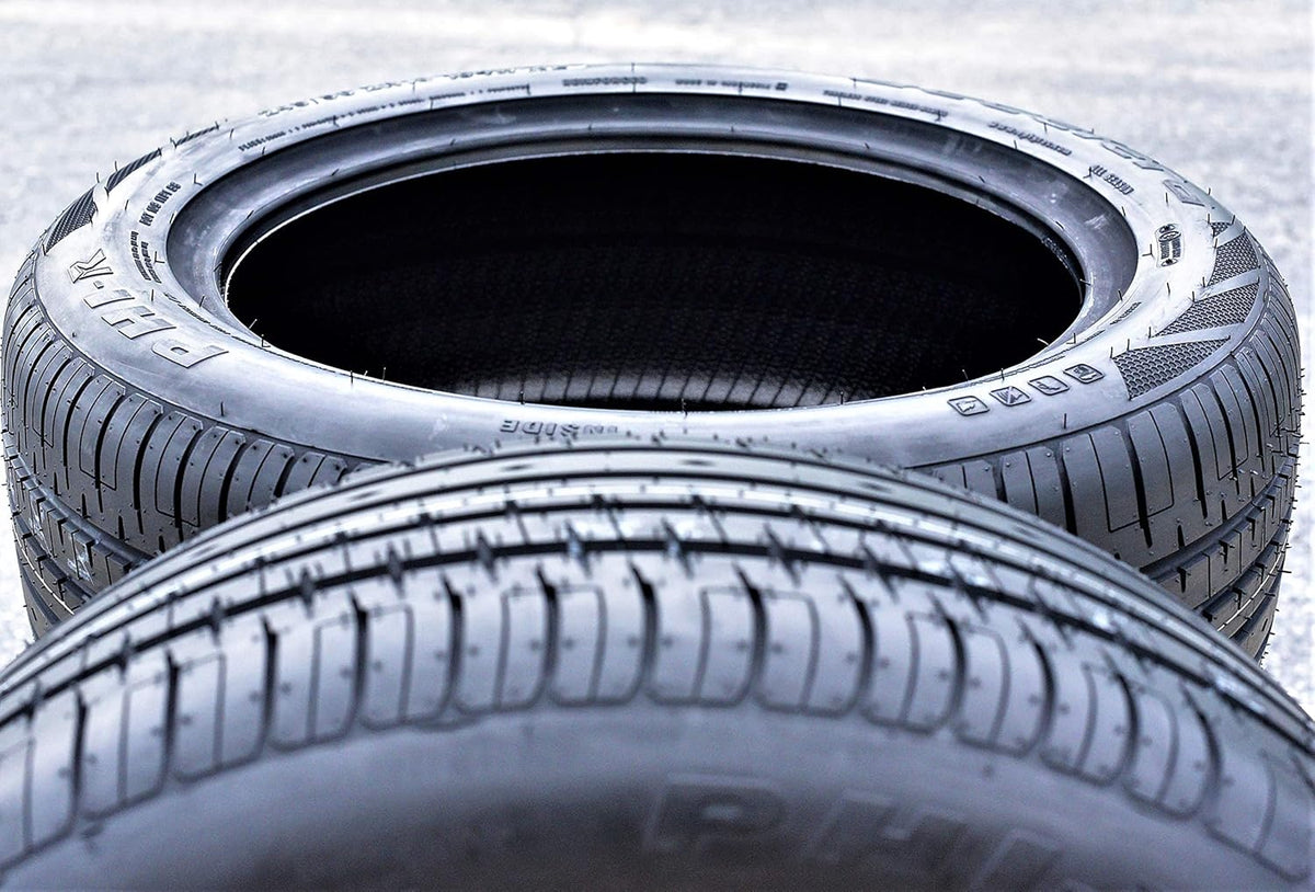 235/45R19 All-Season High Performance Radial Tire F370909