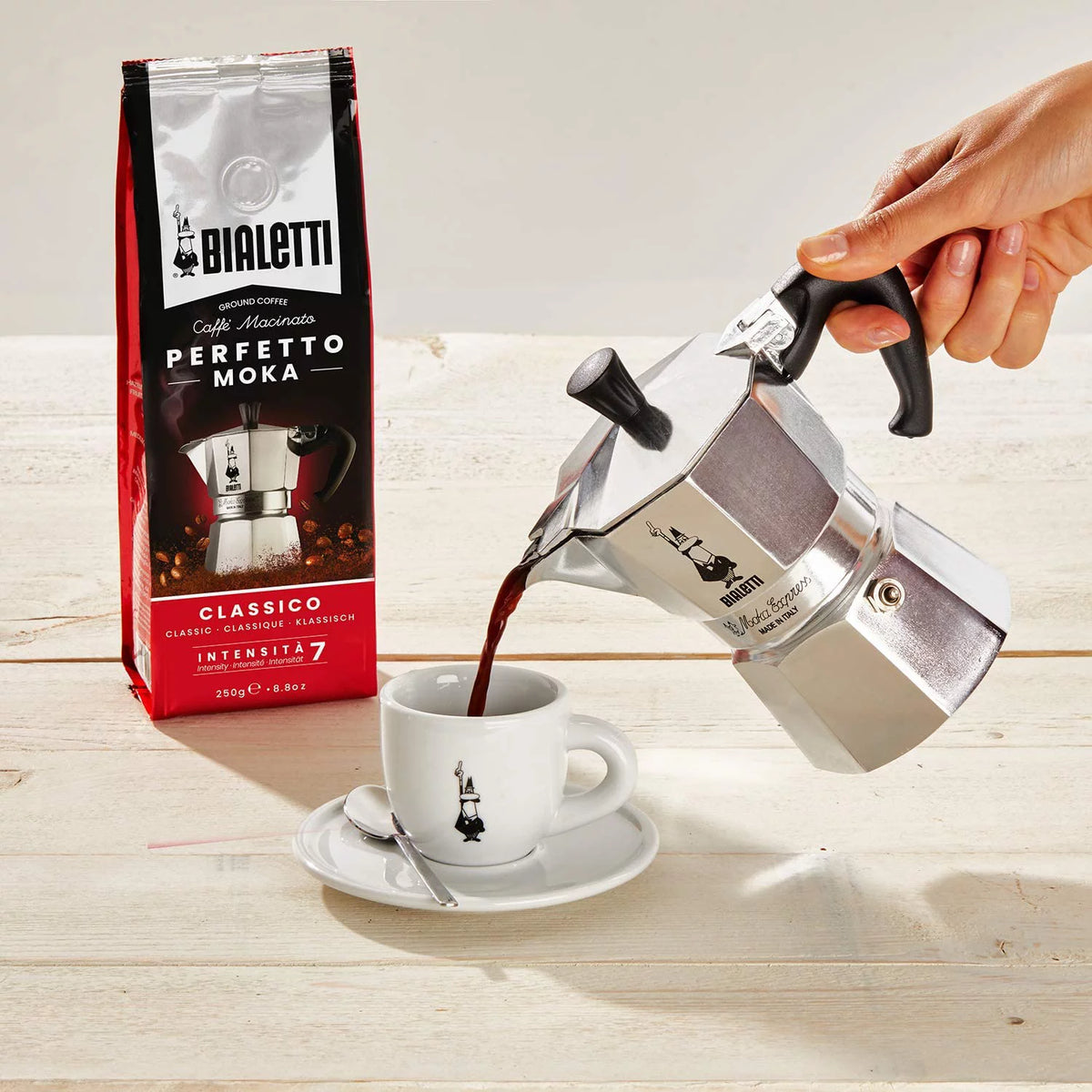 12-Cup Stovetop Espresso Maker V275