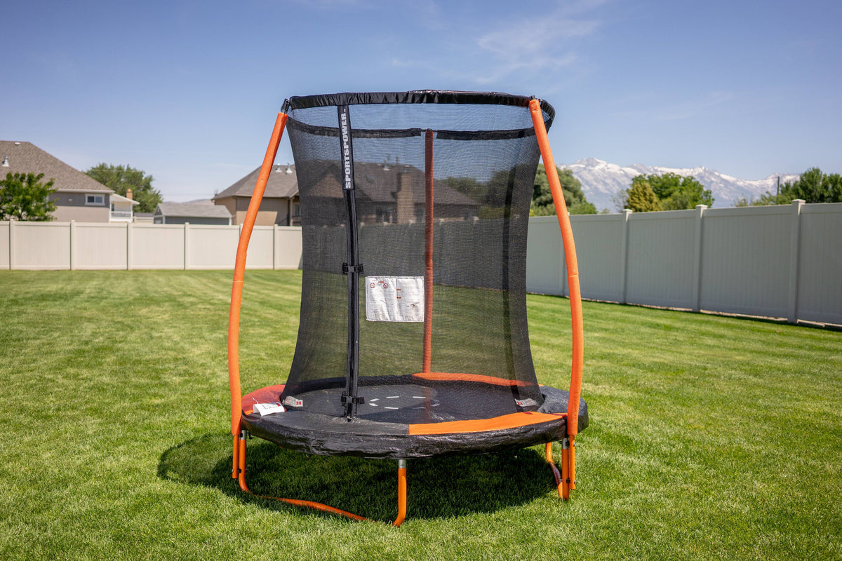6-Foot Trampoline with Enclosure M645