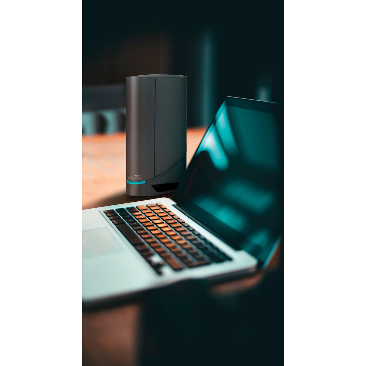 DOCSIS 3.1 Gigabit Cable Modem and AX3000 Wi-Fi 6 Router W728