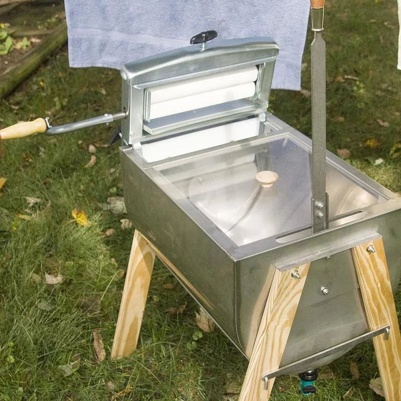 15 Gallon Laundry Agitator Hand Washer Tub and Wringer with Wooden Legs A775147
