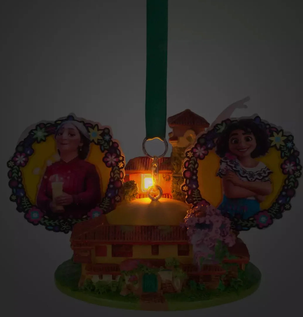 Light-Up Ornament X4822