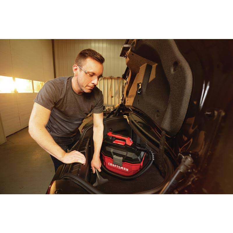Wet/Dry Canister Vacuum L411