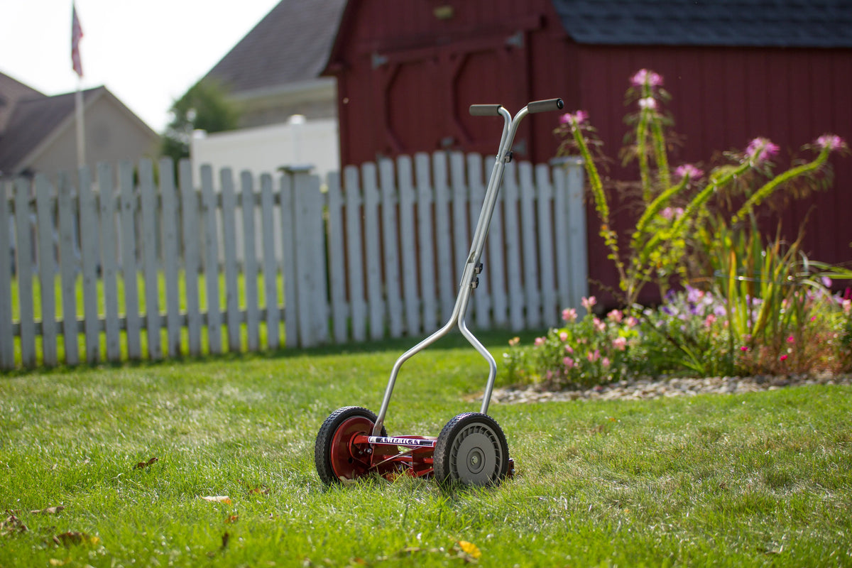 14-Inch 4-Blade Push Reel Lawn Mower N384618